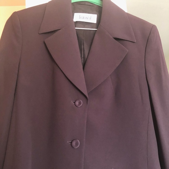 Classic Laurel (Escada) blazer - Picture 1 of 2